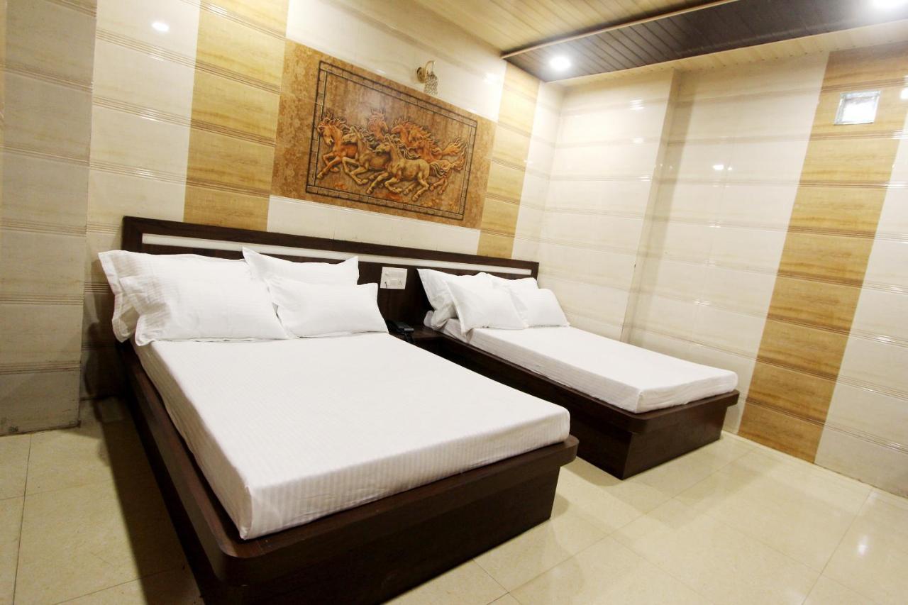 Hotel Raj Inn Ajmer Sharif Exteriör bild
